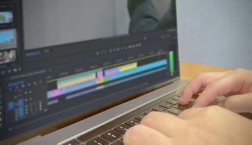 YouTubeで10万回再生すると収入は？副業になるかどうか